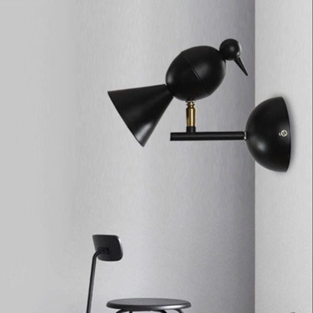 Charmante applique murale LED inspirée des oiseaux pour l'intérieur Wall lamps Electro Paris