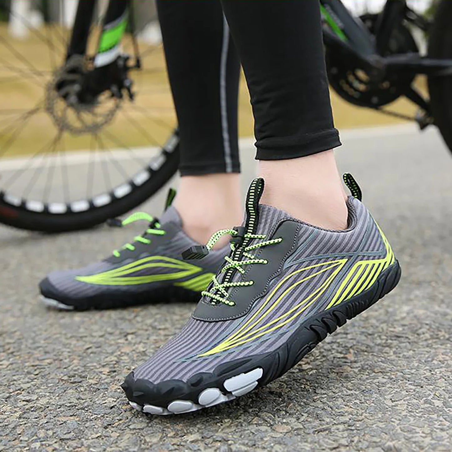 Chaussures de VTT Antidérapantes pour Hommes – Chaussures de Cyclisme avec Boîte à Orteils Large Chaussures de cyclisme Electro Paris Gris 37