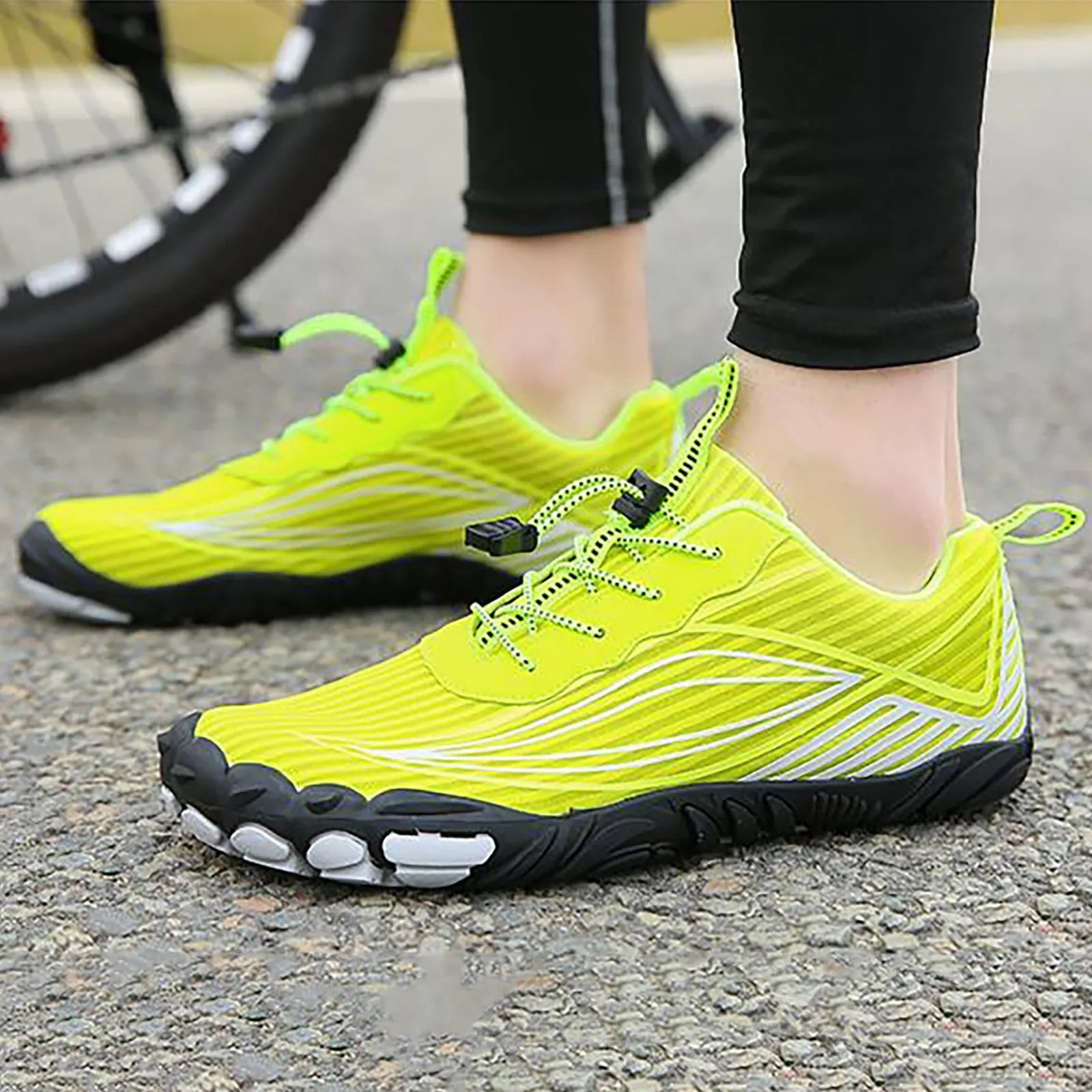 Chaussures de VTT Antidérapantes pour Hommes – Chaussures de Cyclisme avec Boîte à Orteils Large Chaussures de cyclisme Electro Paris