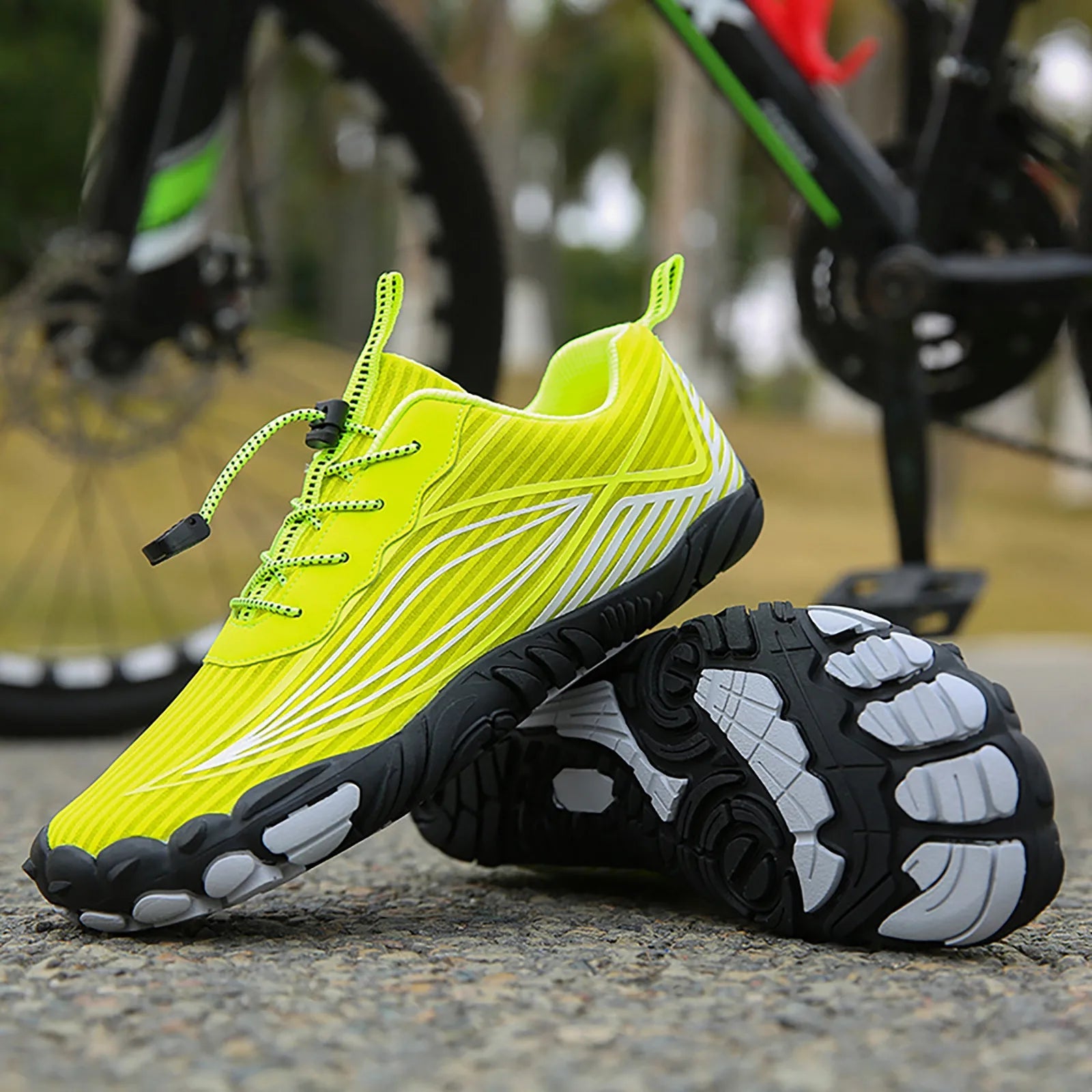 Chaussures de VTT Antidérapantes pour Hommes – Chaussures de Cyclisme avec Boîte à Orteils Large Chaussures de cyclisme Electro Paris Jaune 36