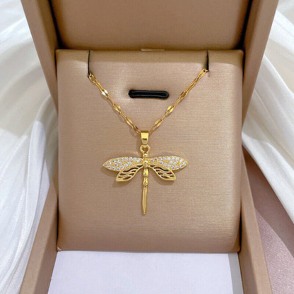 Collier Libellule – Élégance Dorée et Légèreté Electro Paris