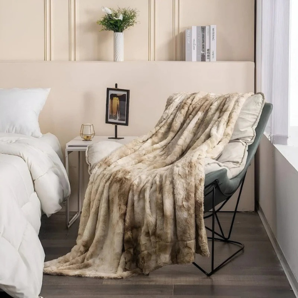 Couverture Réversible en Polaire Ultra-Douce – Confort pour Chambre et Salon Electro Paris