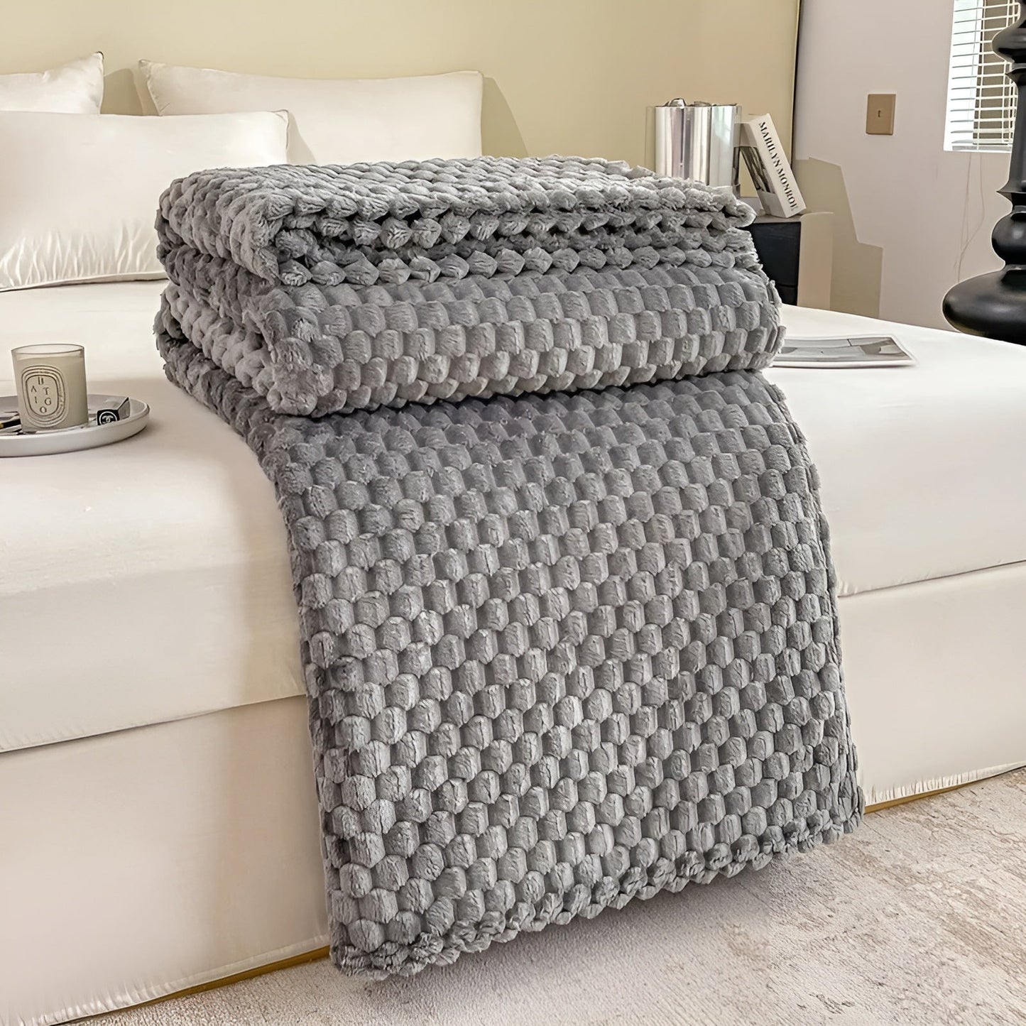 Plaid Réversible Moelleux – Couverture Ultra-Douce en Polaire Sherpa pour Canapé et Lit Linge de lit Electro Paris Gris 70x100 cm (27x39 pouces)