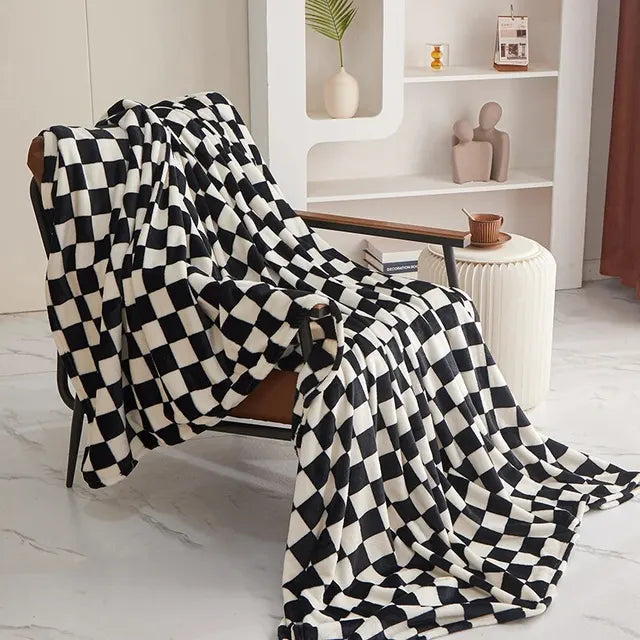 Couverture Tissée à Damier pour Canapé – Plaid à Pompons pour Lit et Sofa Literie Electro Paris Noir et Blanc 100x150cm