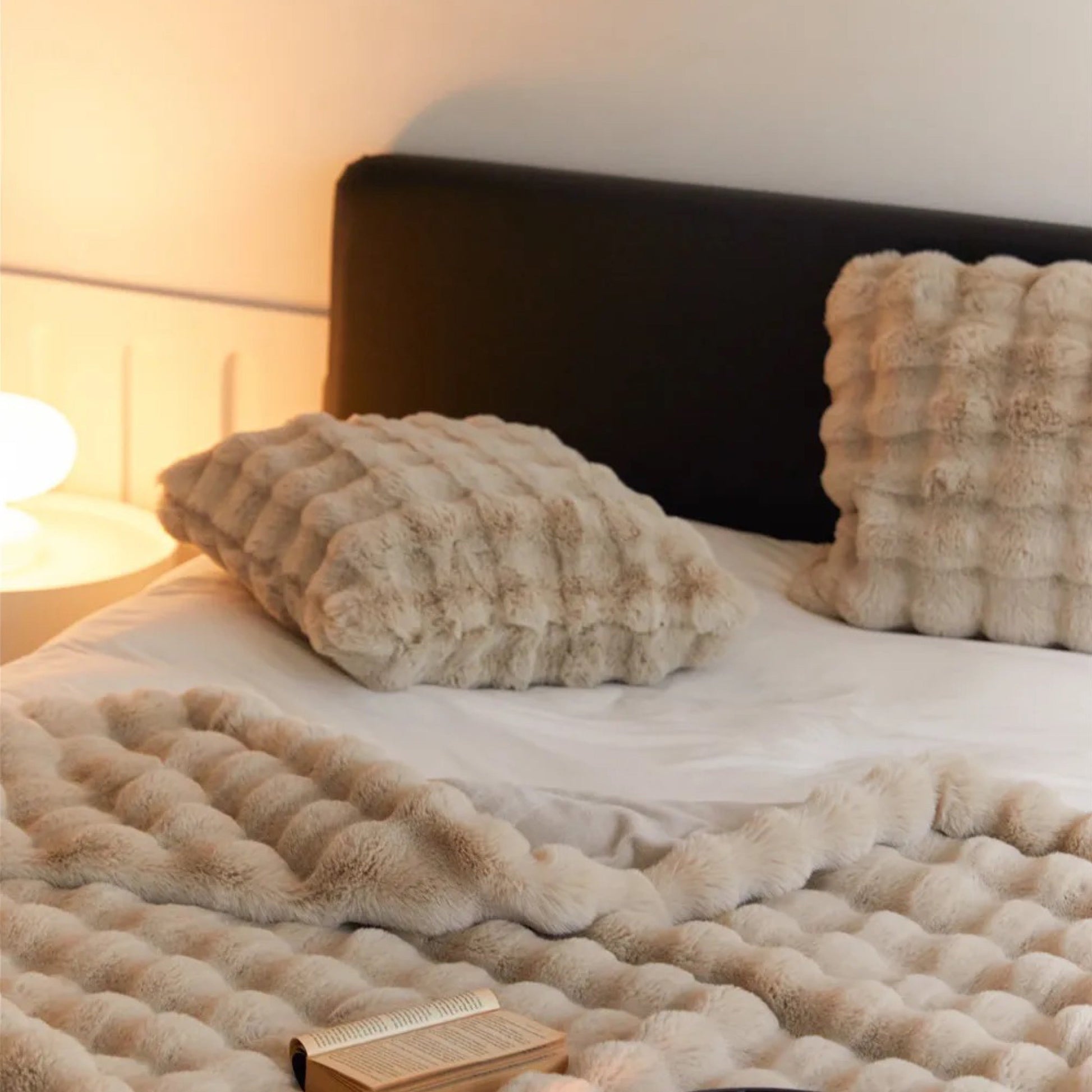 Couverture Douce en Grosse Maille – Plaid Fait Main en Chenille pour Lit ou Canapé Linge de lit Electro Paris