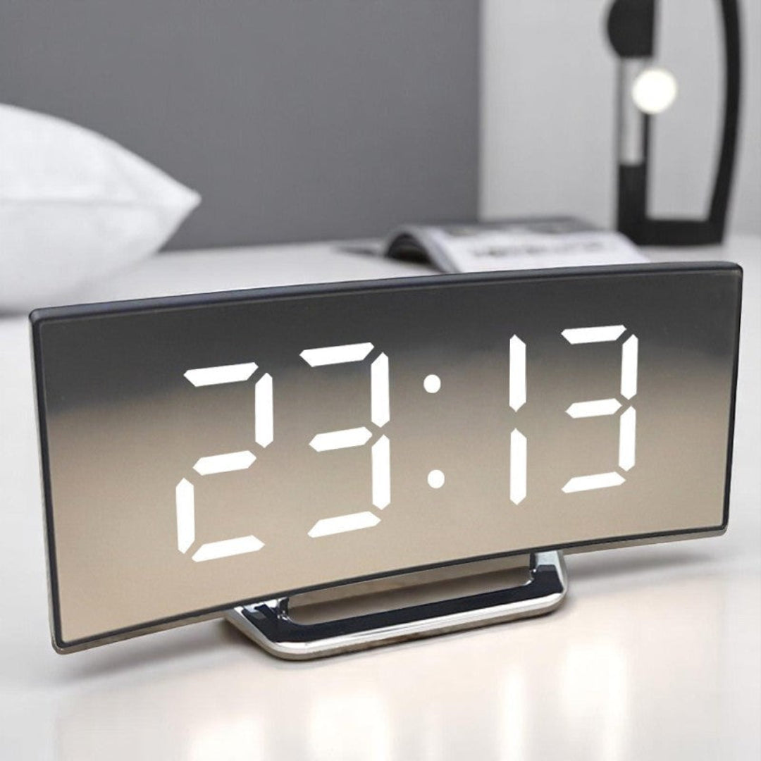 Réveil LED Digital Avec Écran Courbé Et Luminosité Automatique Pour Chambre Moderne Alarm Clocks Electro Paris