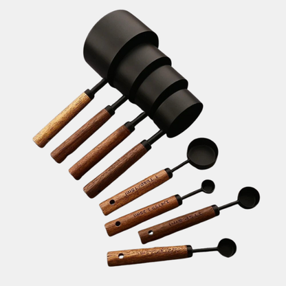 Tasses à Mesurer Élégantes en Acier Inoxydable avec Poignées en Chêne Massif Kitchen Accessories Electro Paris 8 pièces – Noir