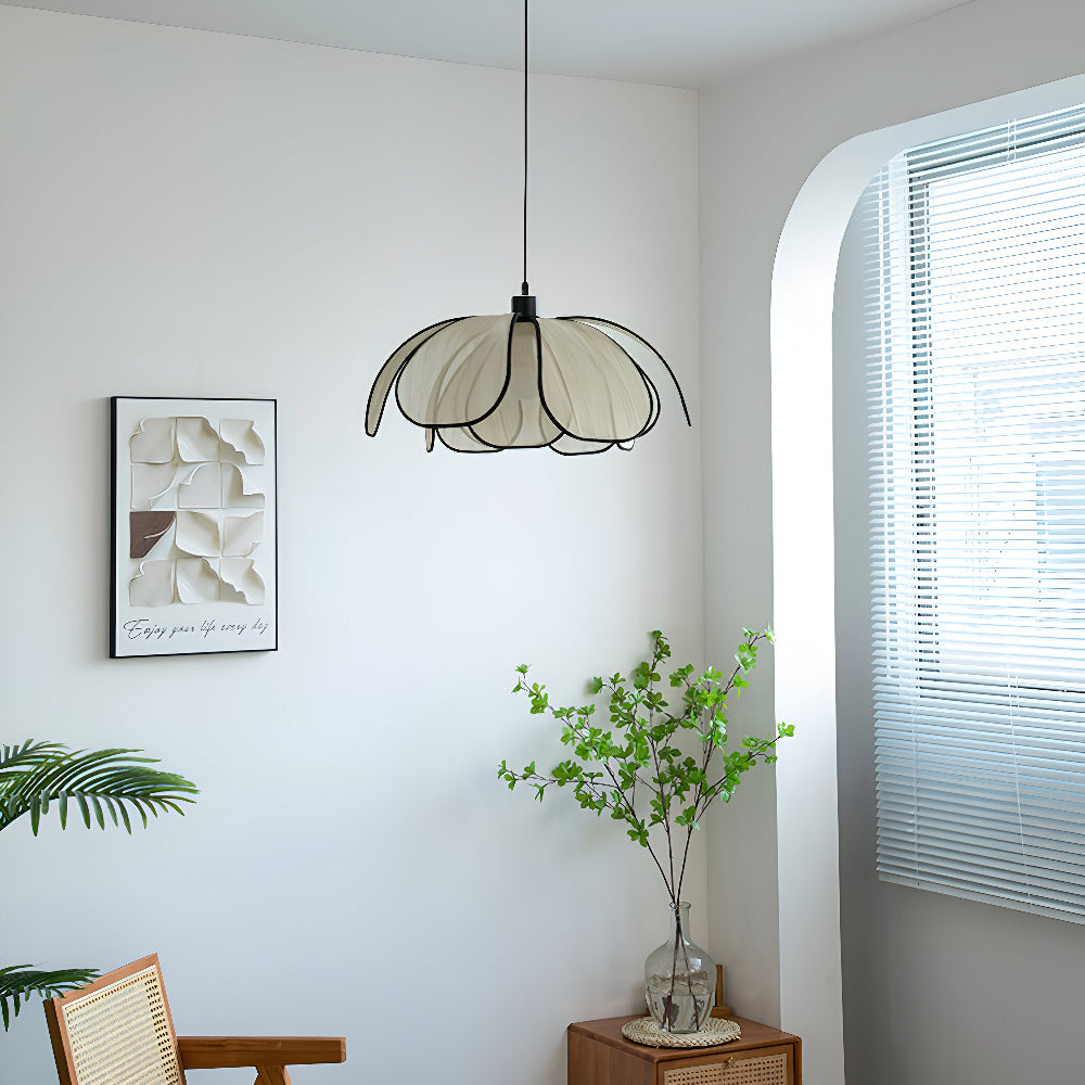 Lampe Suspendue Élégante en Rotin Noir et Naturel – Design Wabi Sabi pour une Décoration Authentique