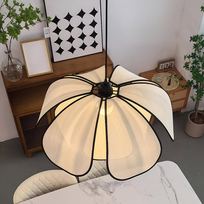 Lampe Suspendue Élégante en Rotin Noir et Naturel – Design Wabi Sabi pour une Décoration Authentique
