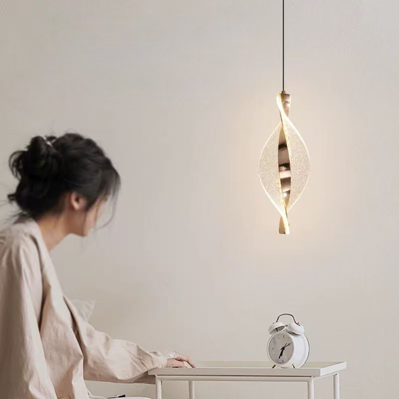 Plafonnier LED élégant en spirale avec lumière douce Ceiling Lamp Electro Paris