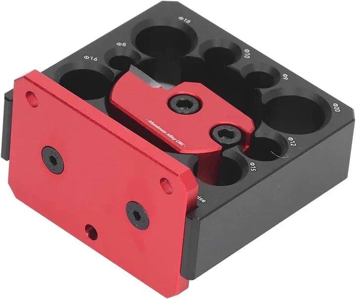 Gabarit réglable pour perceuse électrique permettant la fabrication précise de chevilles Outils électriques Electro Paris