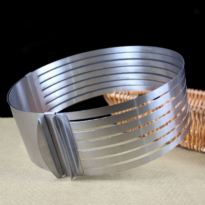 Gâteau Maître – Perfection et Créativité à la Maison Cake Layer Cutter Electro Paris