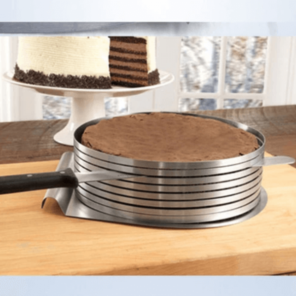 Gâteau Maître – Perfection et Créativité à la Maison Cake Layer Cutter Electro Paris