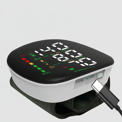 Tensiomètre Électronique de Poignet – Compact, Rechargeable et à Annonces Vocales Blood pressure monitor Electro Paris