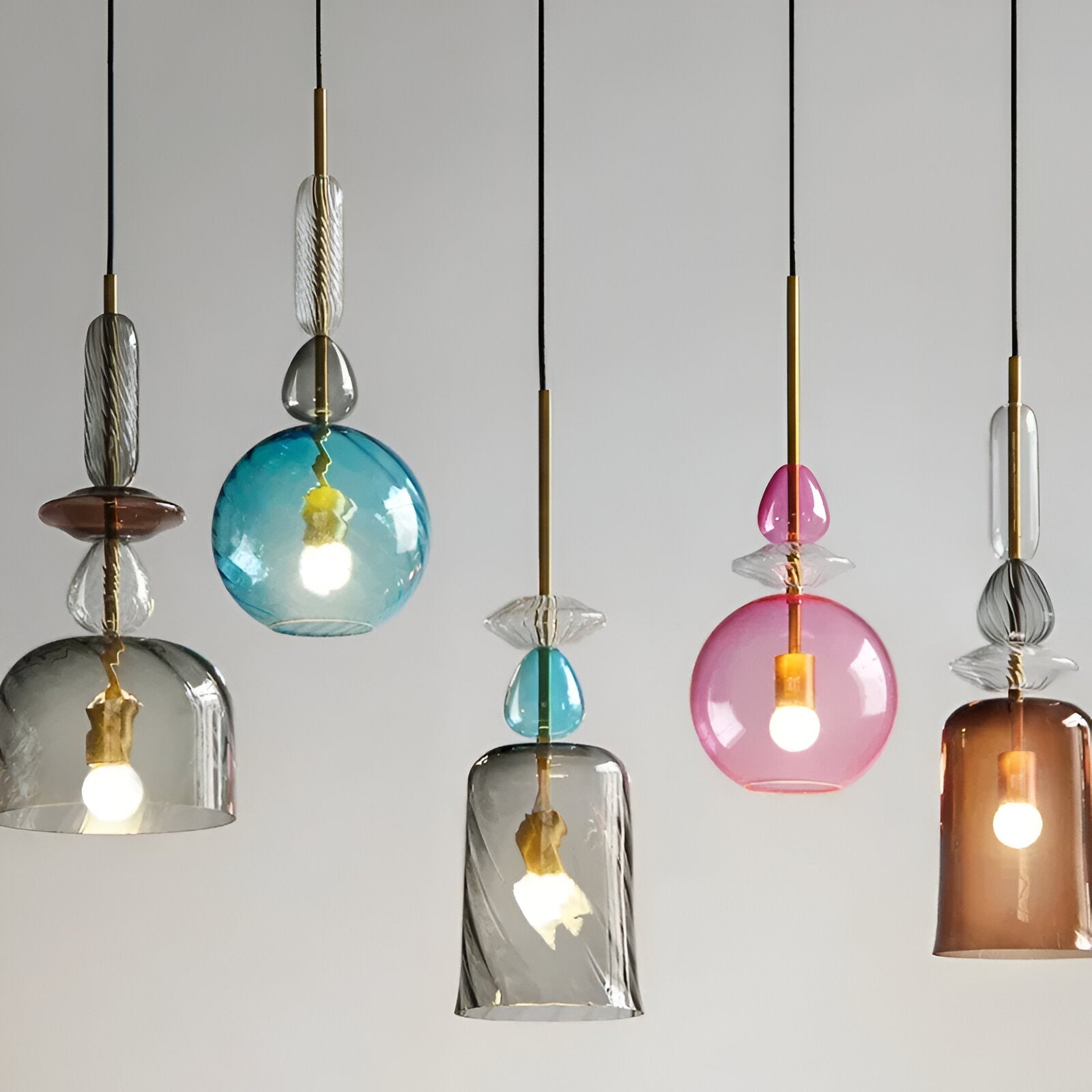 Suspension Lumineuse Multicolore En Verre Pour Chambre D’Enfants Avec LED Apaisante Pendant Lights Electro Paris