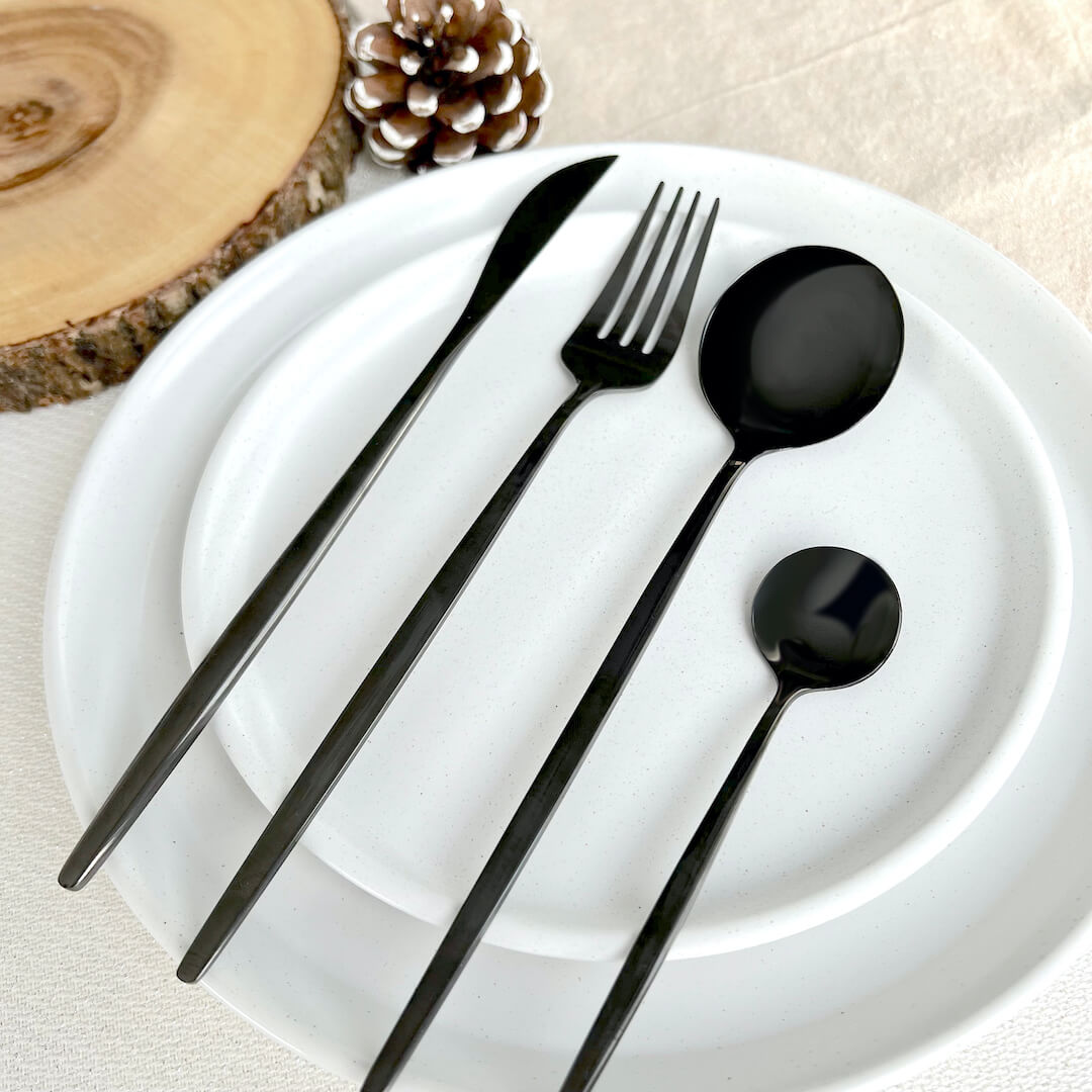 Service De Couverts Modernes Noirs 24 Pièces Pour Table Élégante Et Contemporaine Flatware Electro Paris
