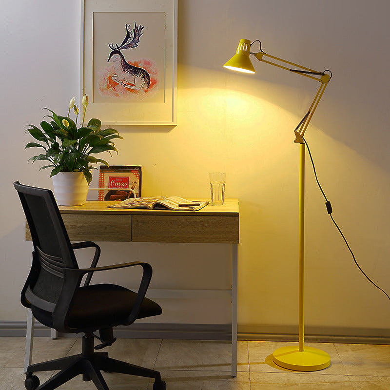 Lampadaire Nordique Mince avec Prise pour Coins de Lecture Modernes Lampes sur pied Electro Paris Jaune 220V-240V
