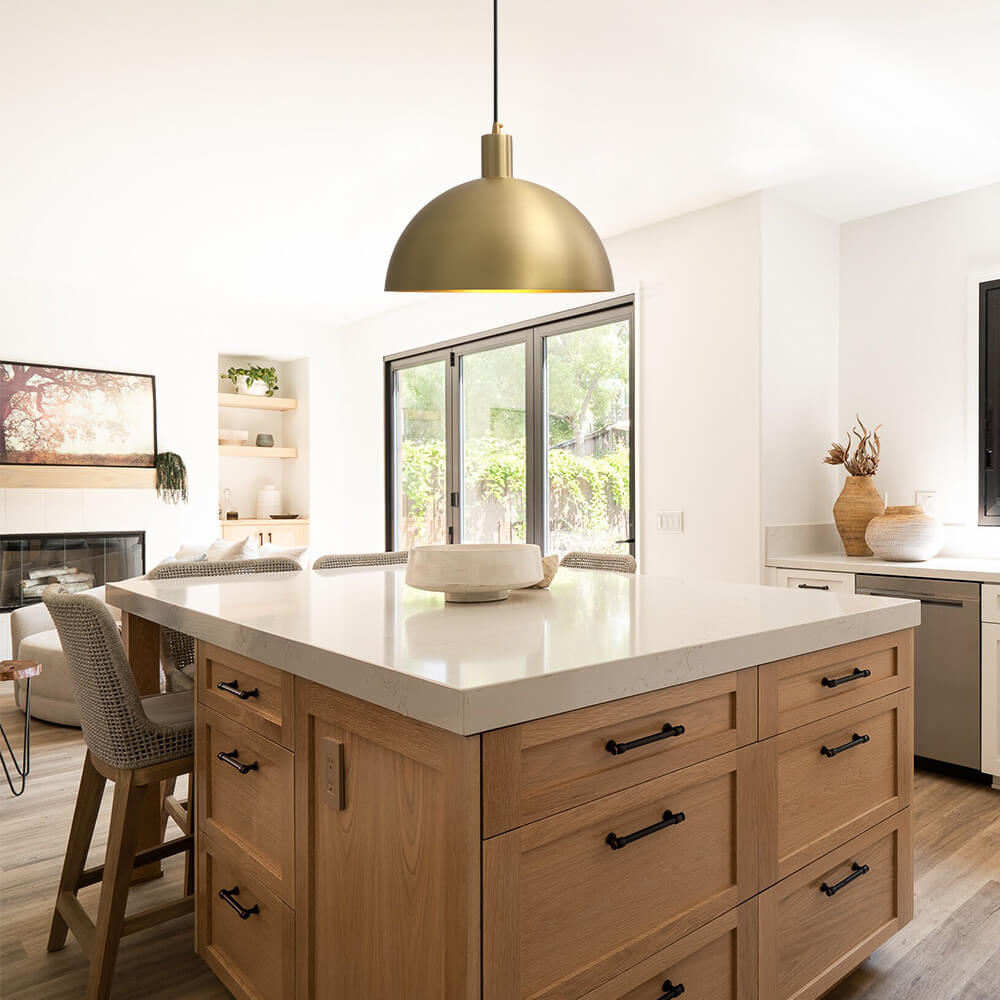 Plafonnier – Lampe Suspendue Moderne à Dôme Unique pour Cuisine avec Finition en Laiton Ajustable Luminaires Electro Paris