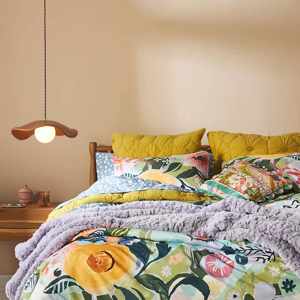 Lampe Plafonnier en Céramique avec Abat-jour Courbé au Style Wabi-Sabi Éclairage Electro Paris