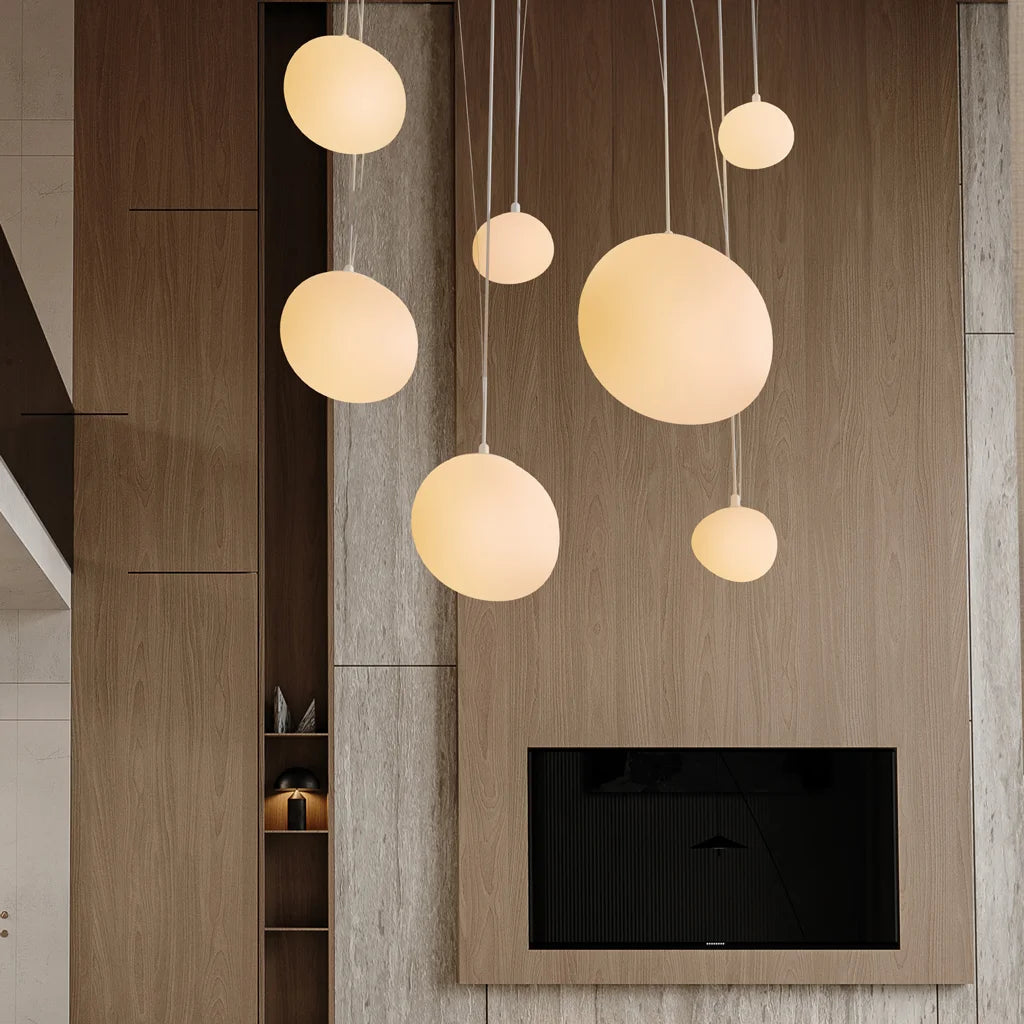 Lampe à Suspension Blanche Moderne Boden Pebble – Éclairage Élégant et Ambiance Apaisante Éclairage Electro Paris
