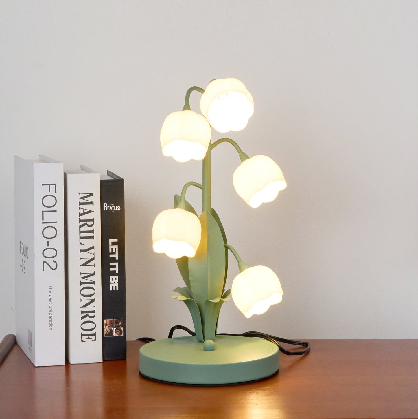 Lampe de Table Florale Élégante à Éclat Doux Table Lamp Electro Paris