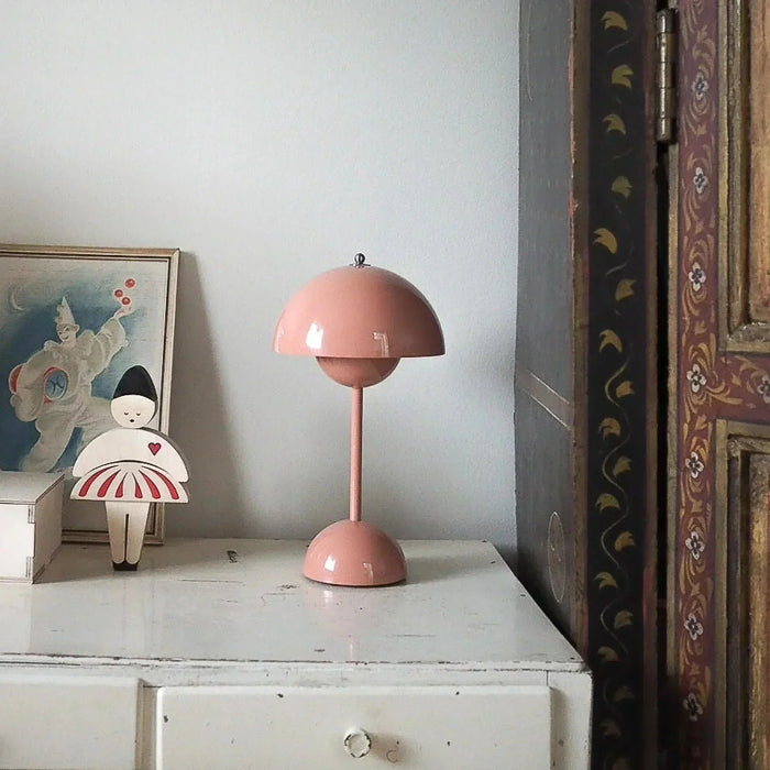 Lampe de Table LED Moderne à Éclairage Doux Table Lamp Electro Paris