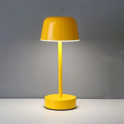 Lampe de Table Luminara – Illuminez Votre Intérieur Avec Élégance Lampes de table Electro Paris Jaune