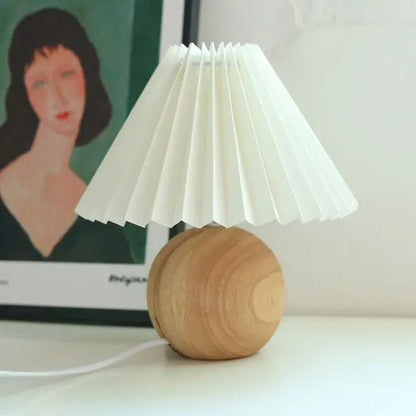 Lampe de Table Vintage avec Abat-jour Plissé – Lampe d'Appoint en Bois Massif pour Chambre Lampes de table Electro Paris Bois et Blanc