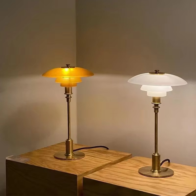 Lampe de table moderne avec lumière d'ambiance douce Lampe de table Electro Paris