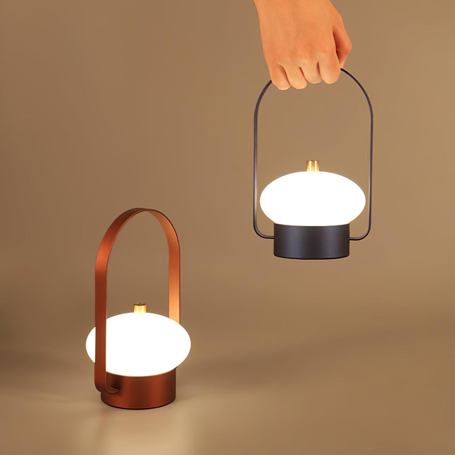 Lampe de table sans fil moderne pour un éclairage d'ambiance intérieur Table Lamp Electro Paris