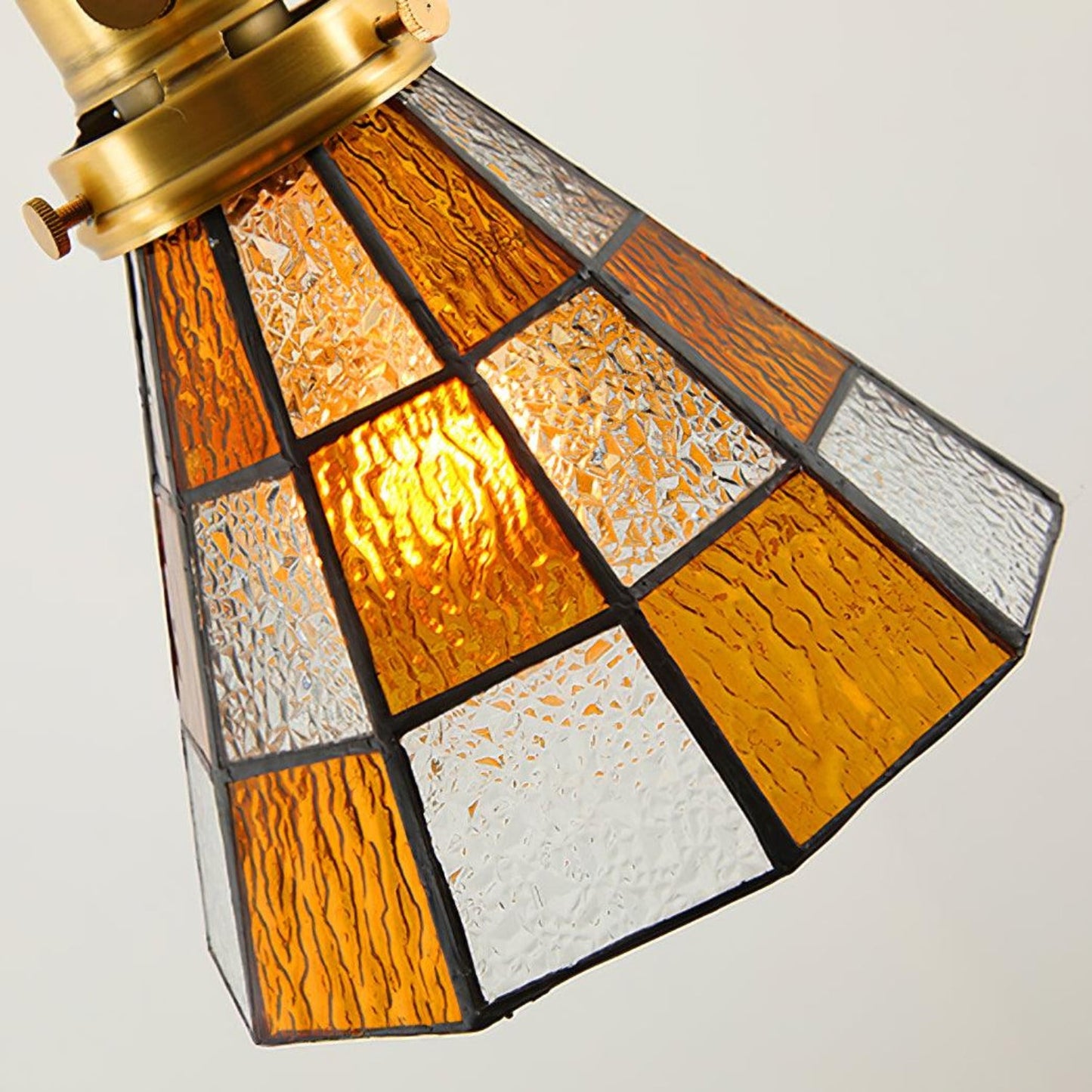 Lampe suspendue rétro chic avec un design artistique en métal et verre Ceiling Lamp Electro Paris