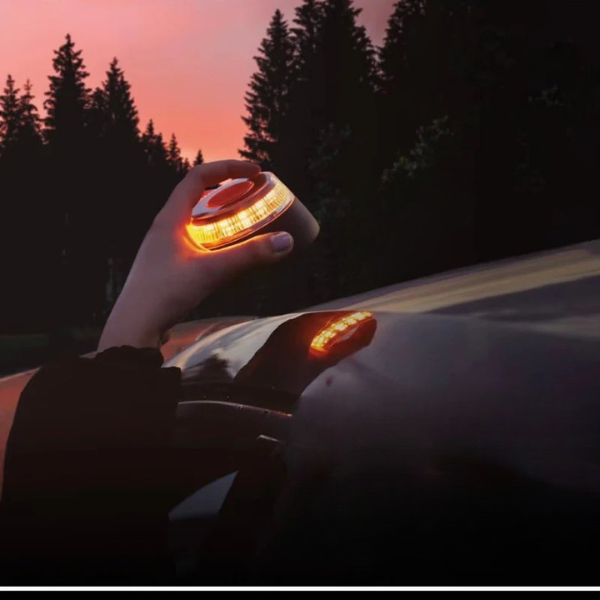 Lampe d’Avertissement Magnétique Haute Visibilité pour Urgences Auto Electro Paris