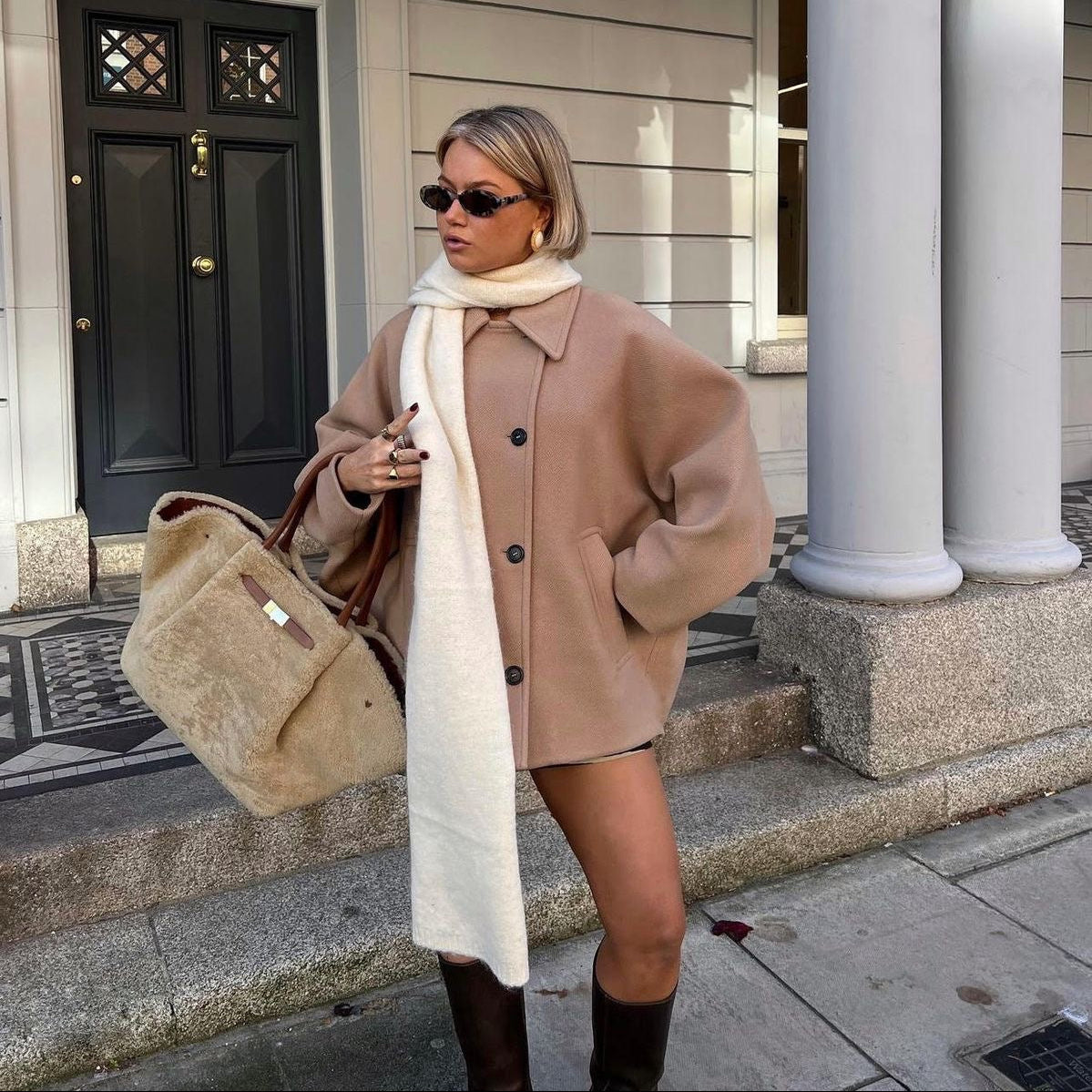 Manteau Hiver Femme Oversized en Laine Douce avec Poches – Élégance Décontractée pour les Jours Frais Manteaux et vestes Electro Paris