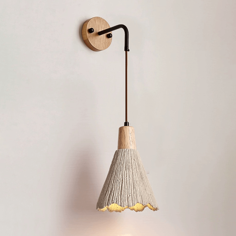 Applique Murale En Bois Massif Texturé Style Milieu Du Siècle Pour Intérieurs Chaleureux Et Élégants Wall Light Fixtures Electro Paris D