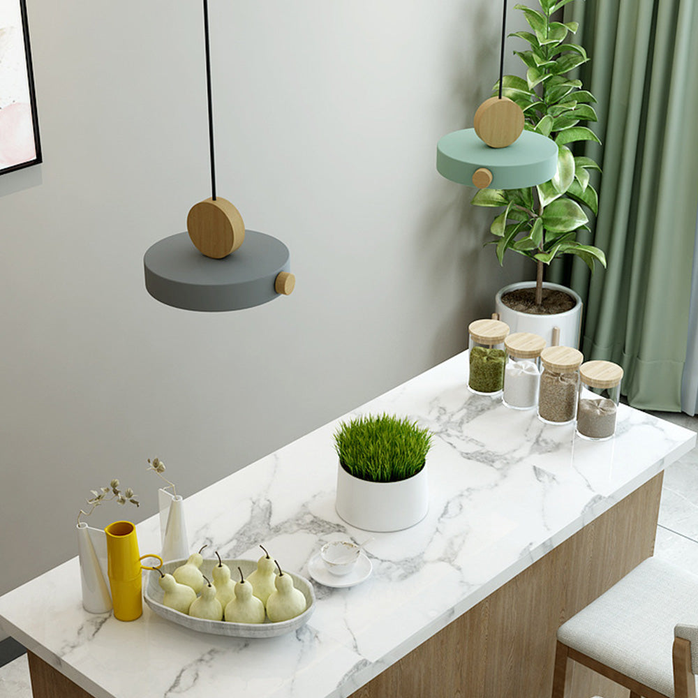 Mini plafonnier coloré avec détails en bois Ceiling Lamp Electro Paris Gris