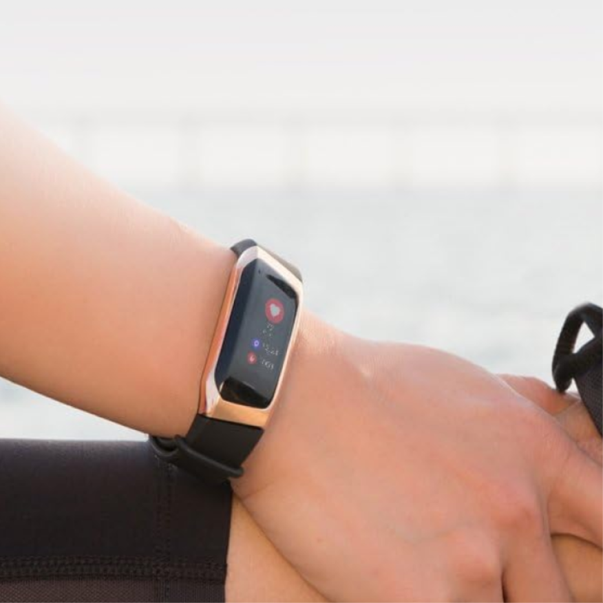 Montre Connectée Femme Étanche IP67 avec Suivi de Fréquence Cardiaque Montre connectée Electro Paris