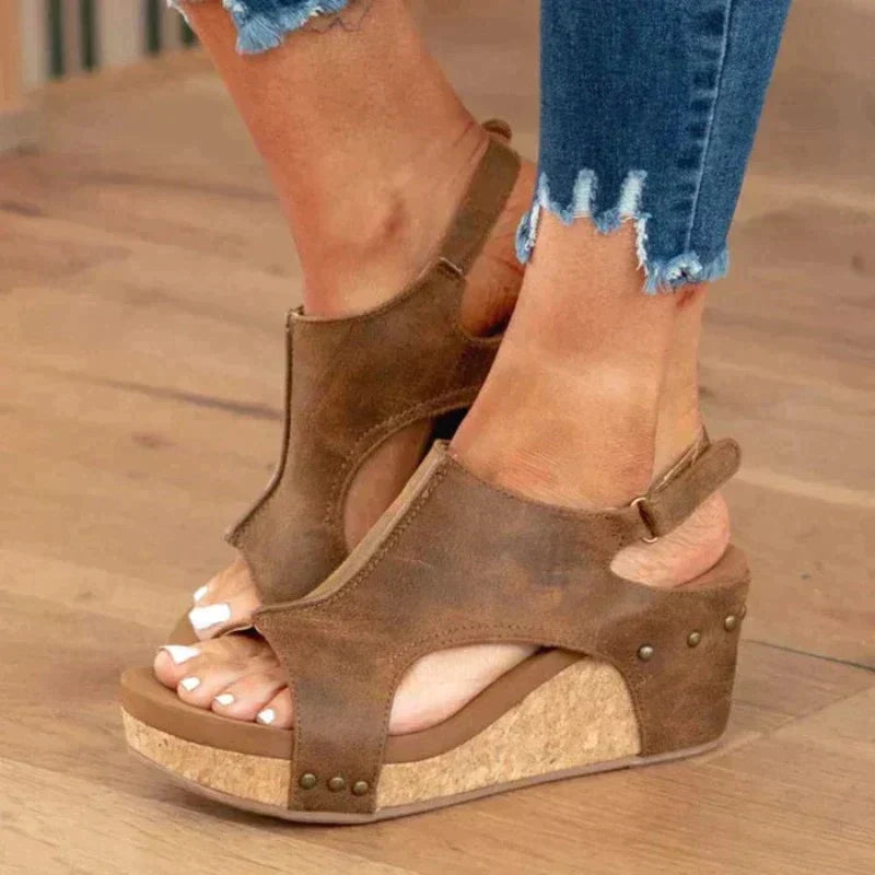 Sandales en cuir pour femmes – Confort élégant pour tous les jours Women Sandals & Slippers Electro Paris