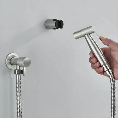 AquaGleam Spray Bidet Mural – Hygiène et Confort Quotidien pour Salle de Bain Moderne