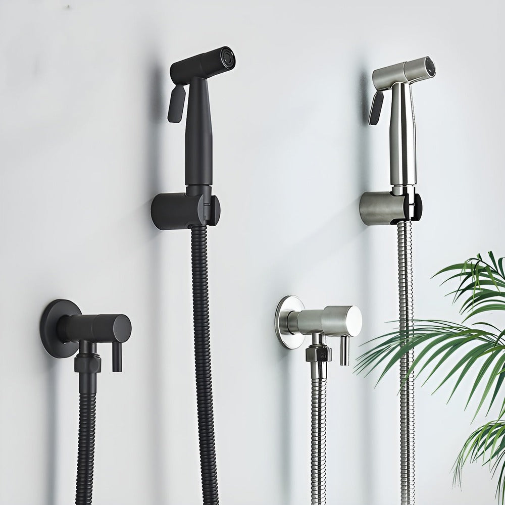 AquaGleam Spray Bidet Mural – Hygiène et Confort Quotidien pour Salle de Bain Moderne