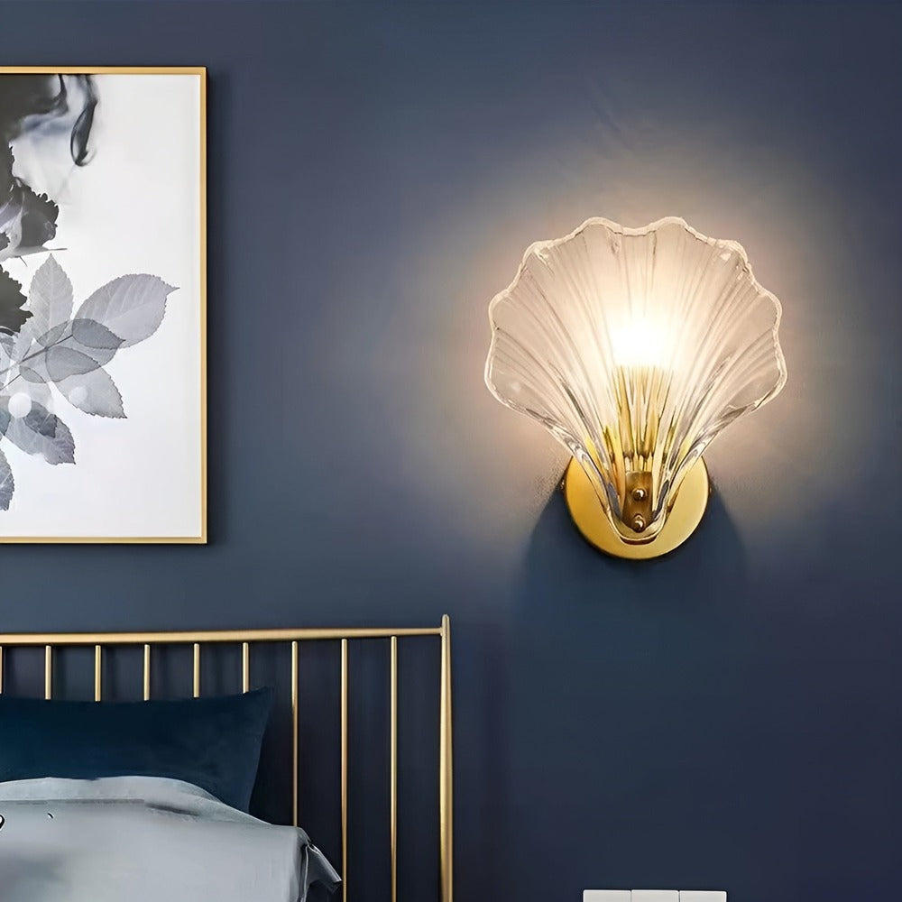 Élégance Minimaliste en Laiton et Verre – Ambiance Côtière Raffinée