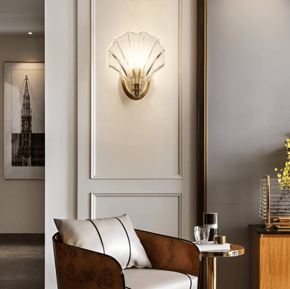 Élégance Minimaliste en Laiton et Verre – Ambiance Côtière Raffinée