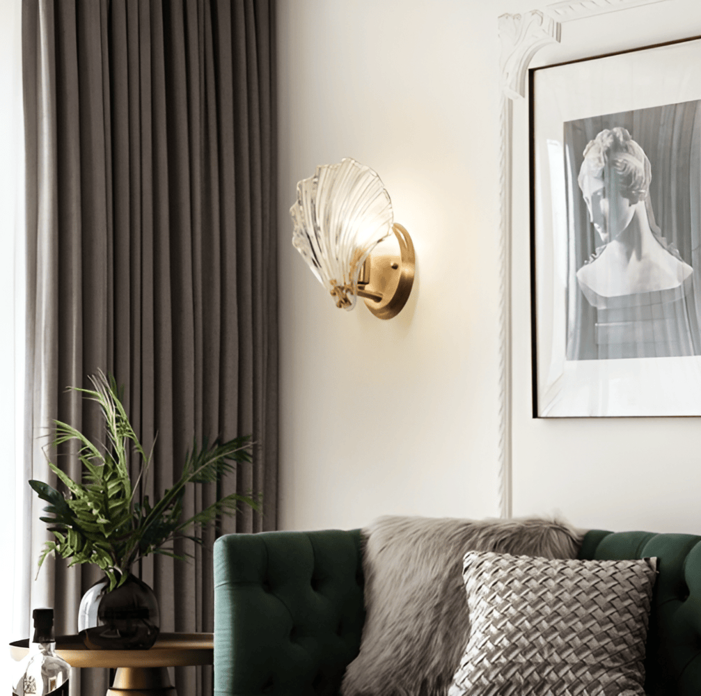 Élégance Minimaliste en Laiton et Verre – Ambiance Côtière Raffinée