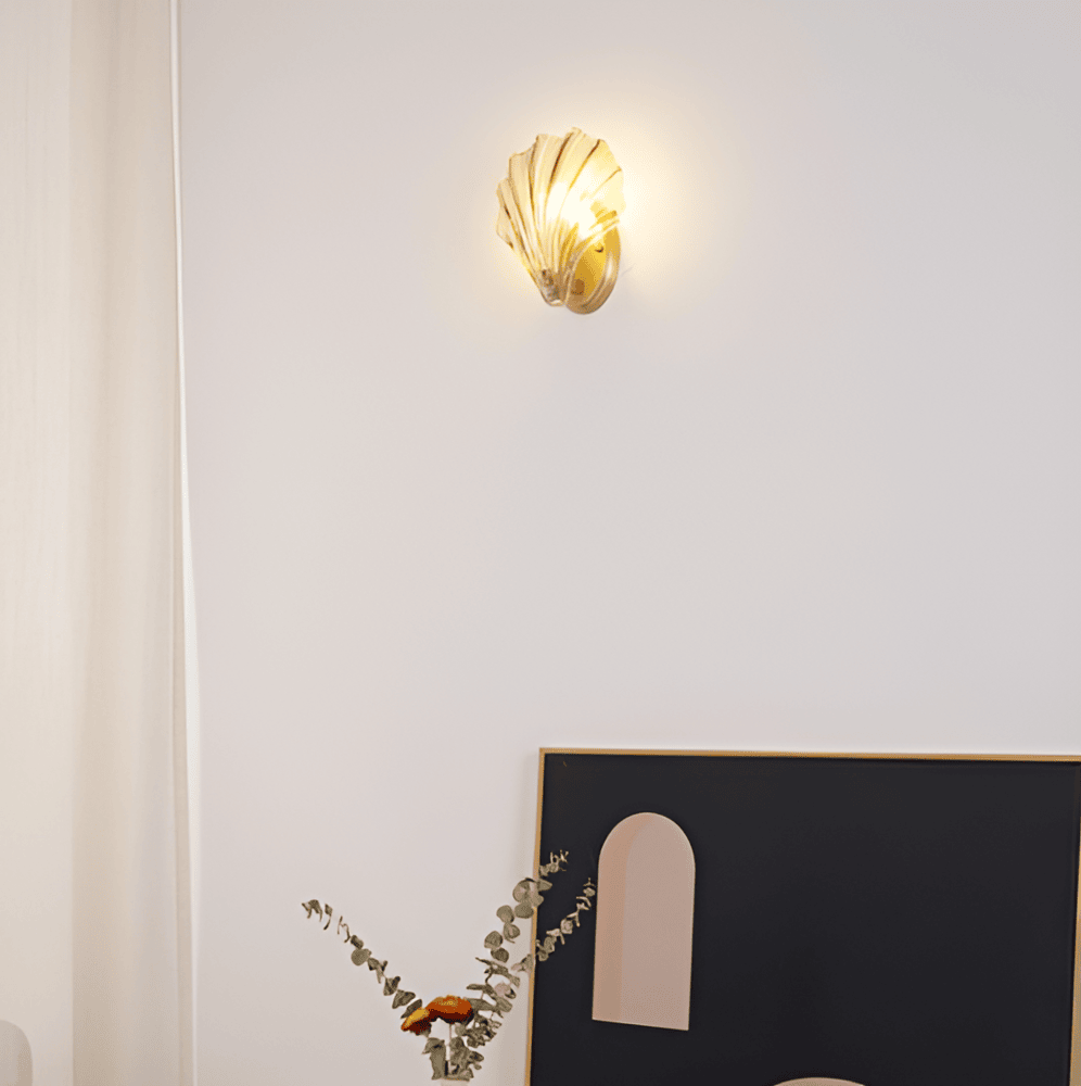 Élégance Minimaliste en Laiton et Verre – Ambiance Côtière Raffinée