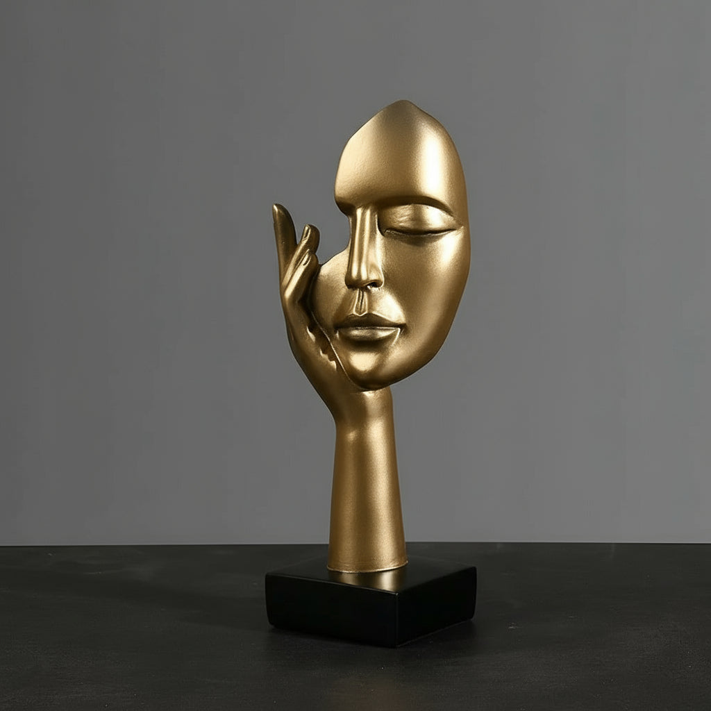 Sculpture Abstraite en Résine – Élégance Nordique et Esprit Contemplatif