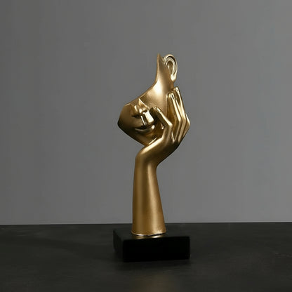 Sculpture Abstraite en Résine – Élégance Nordique et Esprit Contemplatif