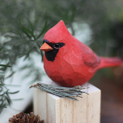 Ornement Oiseau Nordique en Bois Sculpté – Rouge-gorge Décoratif