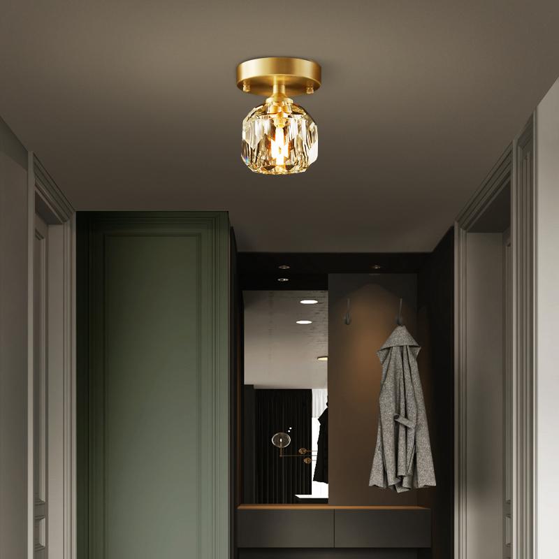Plafonnier en Verre Cristallin avec Finition en Laiton – Luminaire Élégant pour Salle de Bain et Entrée Luminaires de plafond Electro Paris Default