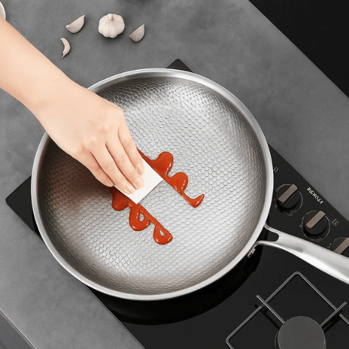 Poêle en Titane Durable – Poêle Antiadhésive pour Tous Types de Cuisinières Ustensiles de cuisine Electro Paris