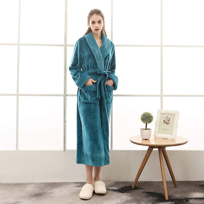 Peignoir Long Et Doux – Confort Et Élégance Pour Les Journées Froides Bath robe Electro Paris