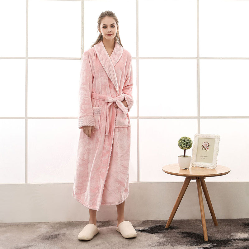 Peignoir Long Et Doux – Confort Et Élégance Pour Les Journées Froides Bath robe Electro Paris